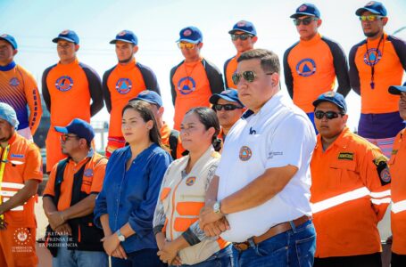 Protección Civil desarrolla simulacro de rescate profundo en Puerto de La Libertad