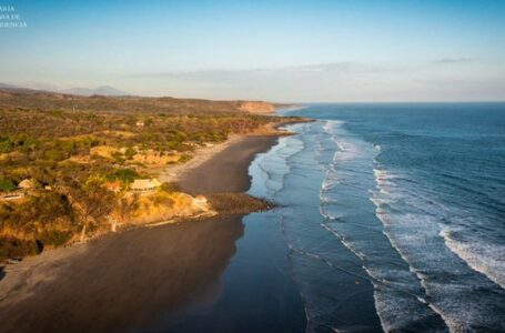 Las playas de Intipucá, en La Unión, contarán con nuevos caminos gracias a Surf City 2