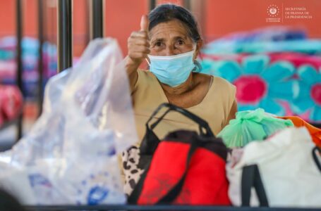 “No nos han dejado solos”: habitantes de zonas afectadas por sismos en Ahuachapán destacan asistencia de autoridades