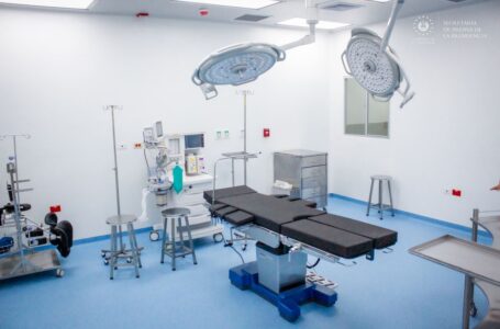 Hospital Zacamil estrena equipos de cirugía y endoscopia