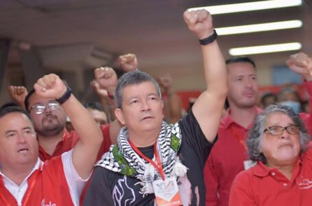 Exdiputado del FMLN Manuel “Chino” Flores se autodenomina precandidato presidencial