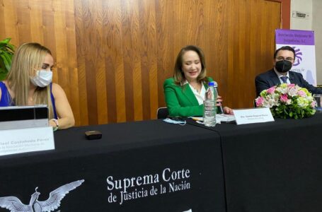 Magistrada de la Corte de México plagió su tesis de derecho