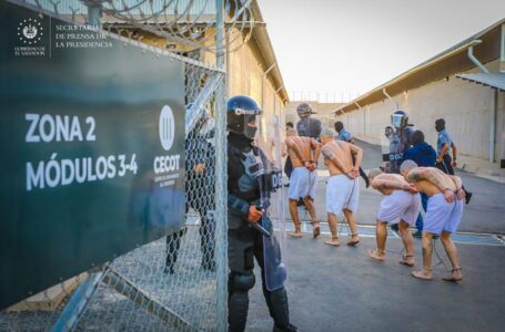 FOTOS y VIDEOS: Dos mil pandilleros son trasladados al CECOT