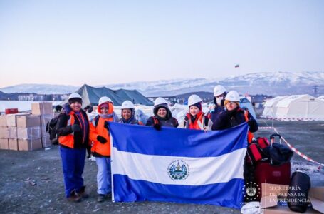 El Salvador envía personal de salud para asistir a afectados de los terremotos de Turquía