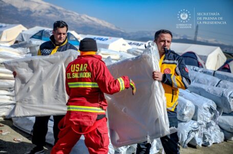 USAR entrega donativo a afectados por terremotos en Turquía