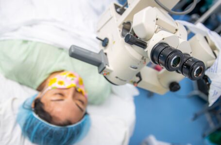 Hospital Zacamil devuelve la vista de pacientes afectados por cataratas y pterigión