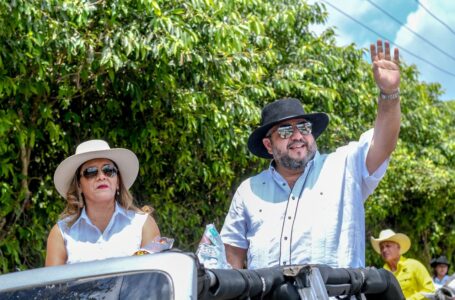 Nuevo Cuscatlán sigue de fiesta con cabalgata y la sopa de frijoles más grande del país