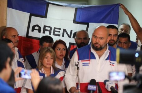 ARENA busca alianza con debilitada oposición para presidenciales 2024