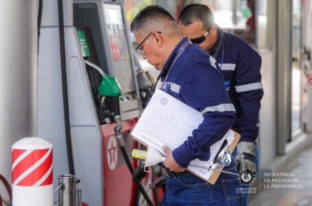 Dirección de Hidrocarburos verifica que gasolineras apliquen bajas en precio de combustibles