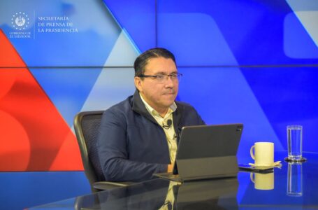 Más de 700 mil salvadoreños son beneficiados con apertura de quioscos de la Defensoría en consulados de EE.UU