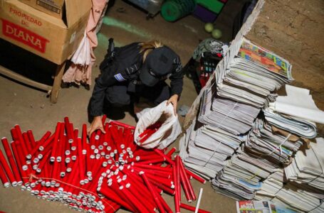 Policía decomisa más de 3 millones de unidades de productos pirotécnicos