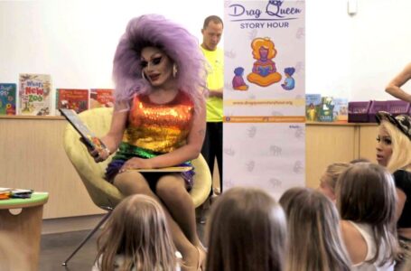 La ‘Hora del Cuento de la Drag Queen’ genera descontento en varios países