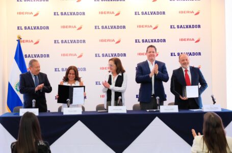 El Salvador junto a Iberia buscan atraer a turistas europeos