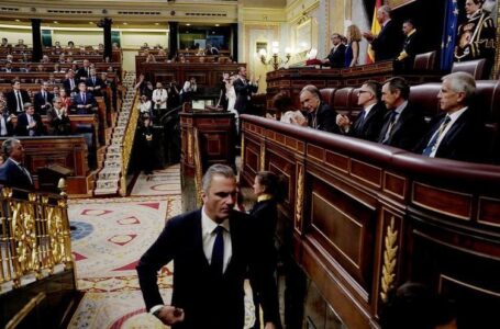 Diputados españoles rechazan a Petro y evitan escuchar su discurso