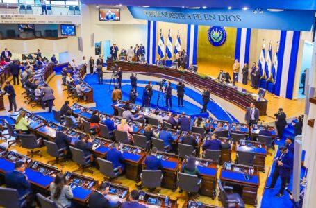 Asamblea aprueba que El Salvador pase de 262 a 44 municipios