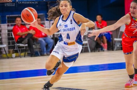 Azul femenina de baloncesto derrota a Costa Rica