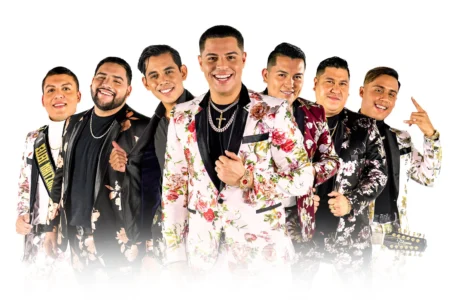Grupo Firme cancela su participación en San Salvador