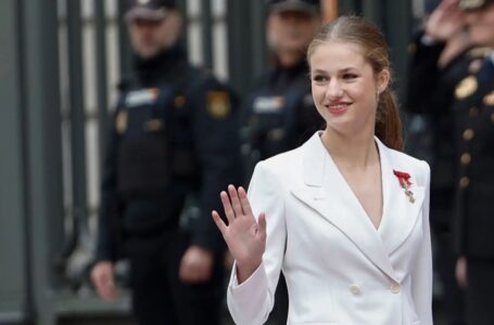 Princesa Leonor jura lealtad a la Constitución de España