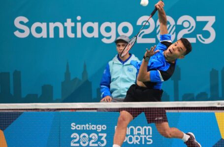 Uriel Canjura asegura primera medalla para el país en Santiago 2023