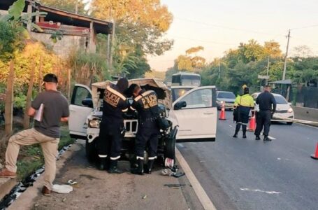 Accidente en carretera a Santa Ana deja dos víctimas mortales y una menor herida