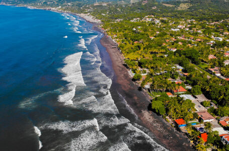 Medio Ambiente advierte sobre riesgo de arrastre en todas las playas