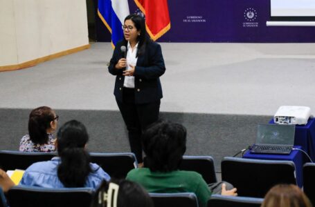 China ofrece becas de especialización a salvadoreños en más de 15 universidades