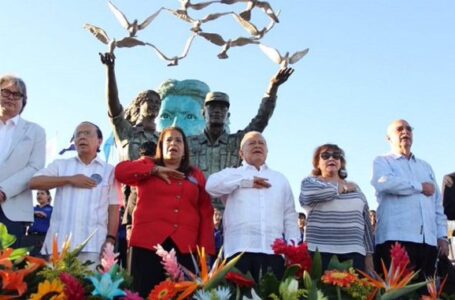 El Salvador no volverá a la época de los monumentos de asesinos, remarca Bukele