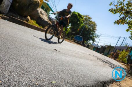 Verifican obras de mejora en calle de colonia Sensunapán en Sonsonate Centro