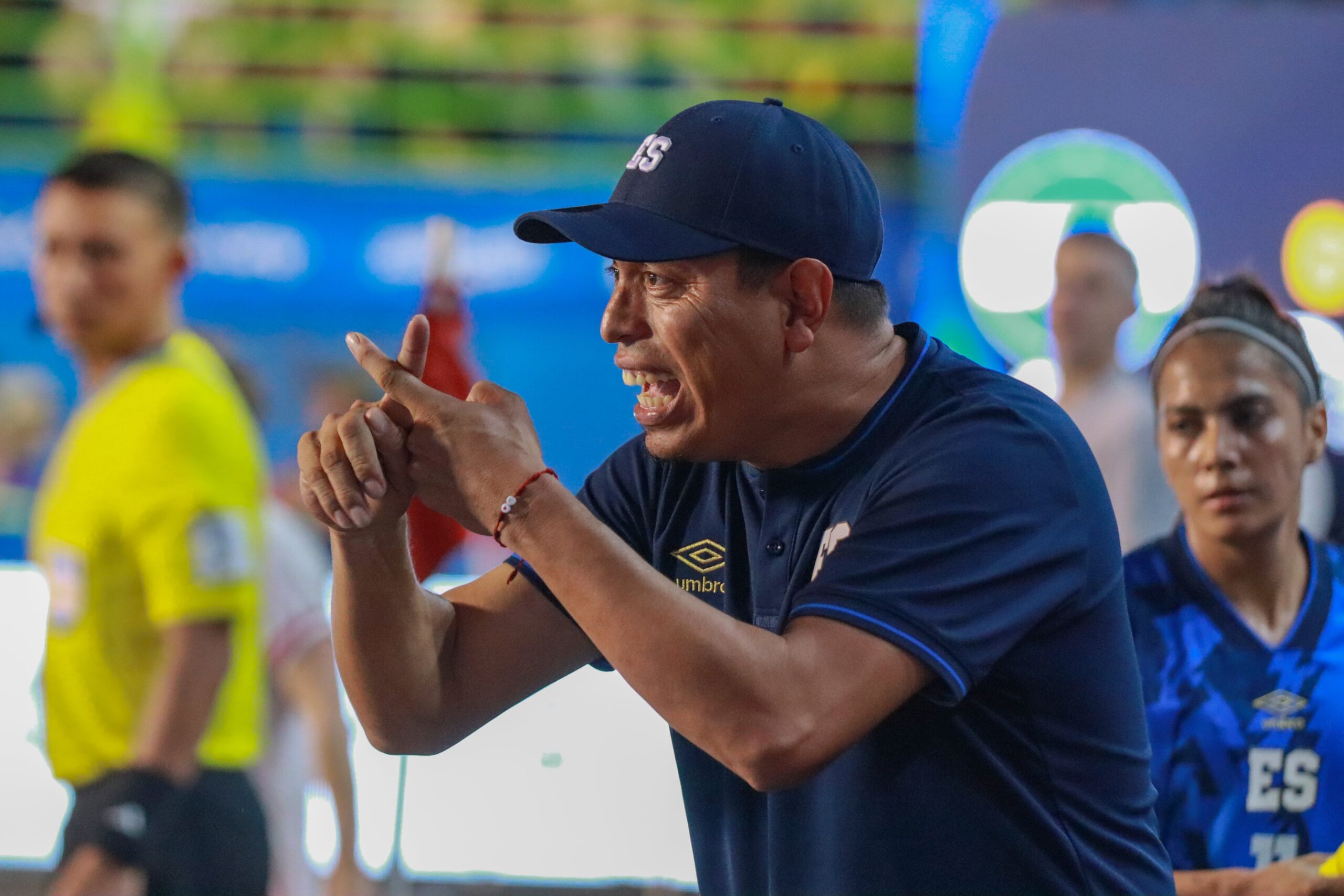 El Salvador necesita crecer más en fútbol playa afirma entrenador de selecta femenina