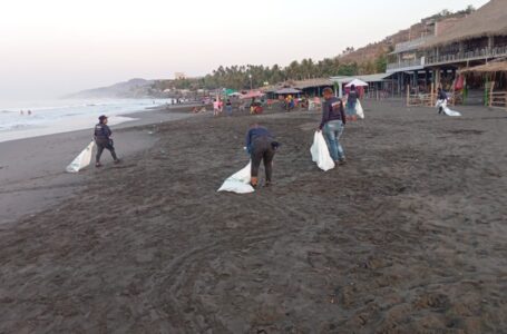 Turismo llama a los veraneantes a mantener limpias las playas