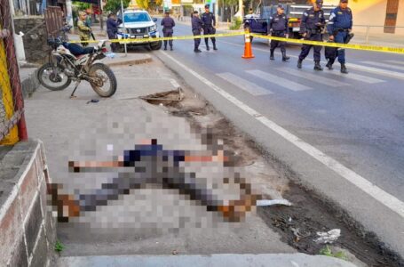 Fatal accidente en carretera de Santa Ana deja un motociclista fallecido