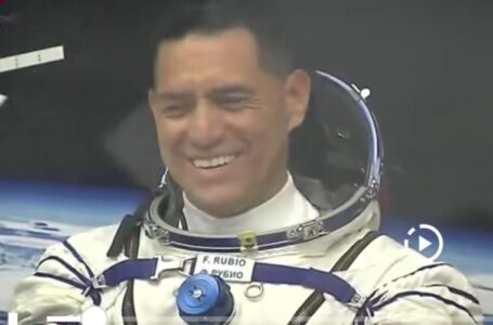 Anuncian que astronauta salvadoreño Frank Rubio vendrá a El Salvador