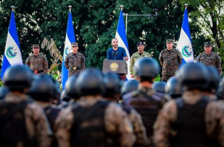 Presidente Bukele resalta el papel de la Fuerza Armada en el combate de la criminalidad en su bicentenario de fundación