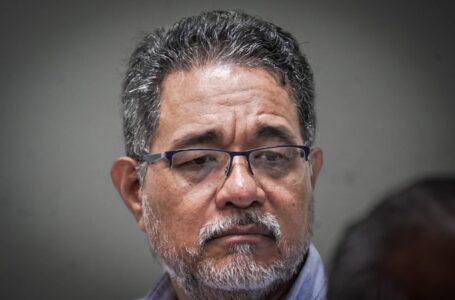 Exsecretario de Comunicaciones de Funes enfrenta la audiencia civil por enriquecimiento ilícito