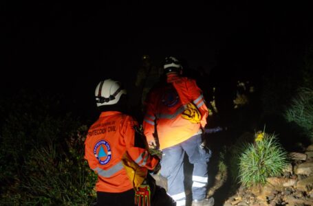 Protección Civil rescata a dos personas extraviadas en volcán Ilamatepec