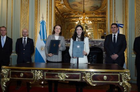 El Salvador y Argentina suscriben acuerdo para el uso pacífico de la energía nuclear