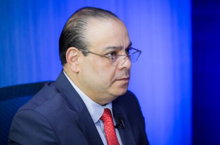 Gabriel Trillos destaca respaldo a medidas económicas del presidente Bukele