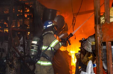 Reacción de personal de primera respuesta limitó daños de incendio en Mercado Central