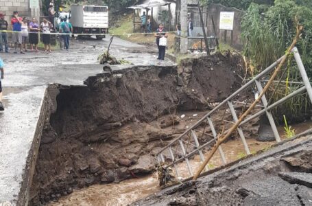 Sistema Nacional de Protección Civil atiende emergencias por lluvias de esta tarde