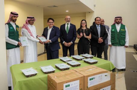 Arabia Saudita dona 100 toneladas de alimento para escuelas