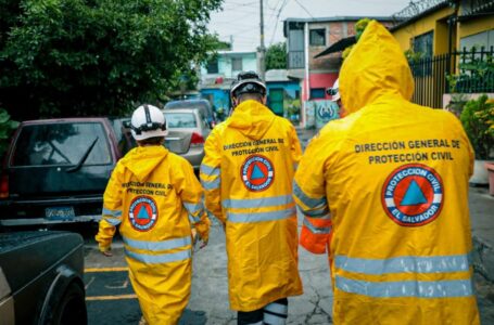 Protección Civil emite advertencia por lluvias previstas martes y miércoles