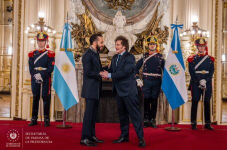 Presidente Bukele se convierte en el primer mandatario salvadoreño en ser invitado a la Casa Rosada