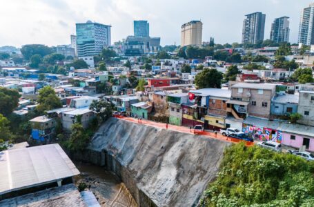 Gobierno entrega obra de mitigación en comunidad Las Palmas