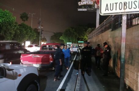 Detienen a conductor ebrio que arrastró en la carretera a un elemento del VMT