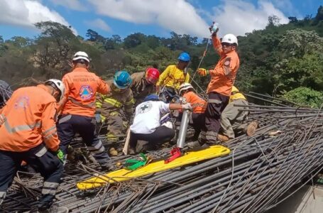 Investigan causas de accidente laboral en carretera Panamericana