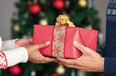 ¿Usted sabe cómo nació la tradición de dar regalos en Navidad?