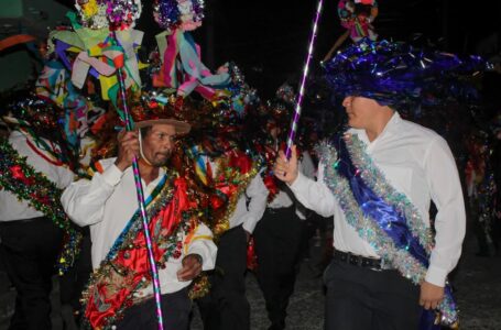 Posadas y pastorelas, tradiciones católicas con ribetes indígenas que recrea nacimiento de Jesús