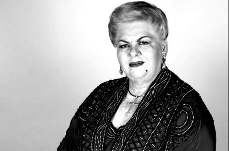 A los 77 años muere la cantante mexicana Paquita la del Barrio