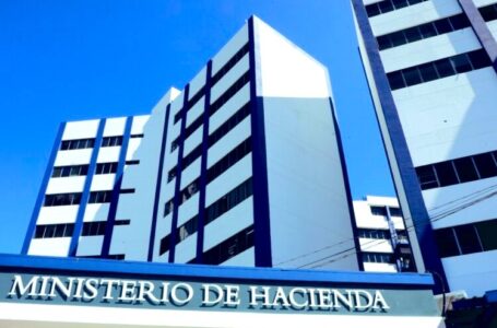Presidente Bukele propone ampliar la exoneración de la renta a salarios de hasta $550
